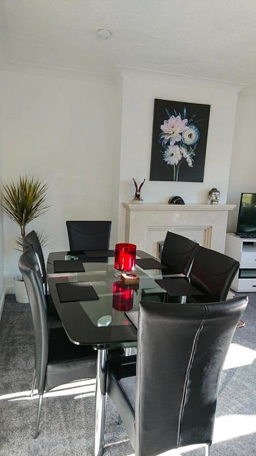 Carnock Road Apartment - Silverburn Shopping Centre Glasgow Dış mekan fotoğraf